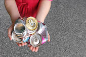 Metal tis and cans